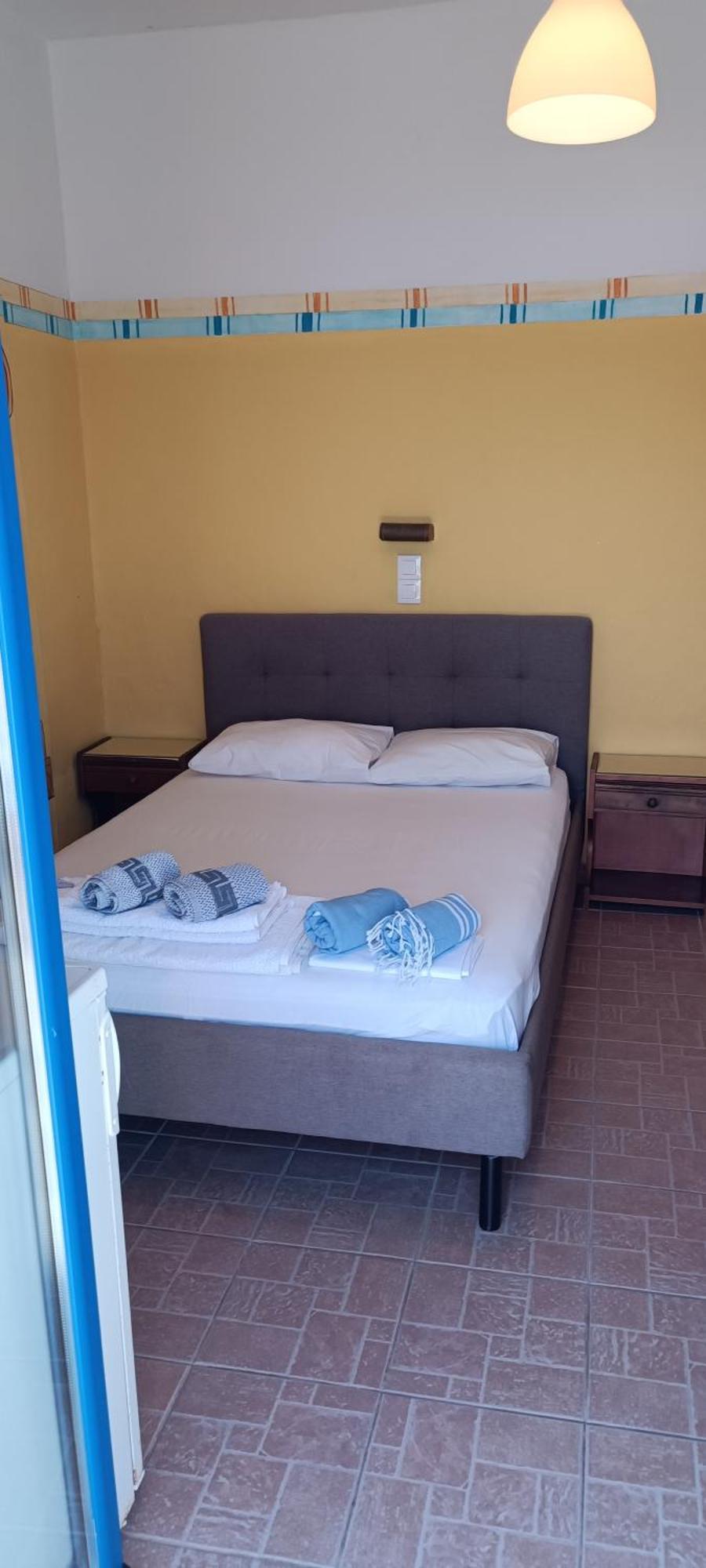 Keramos Hotel Loutro Buitenkant foto