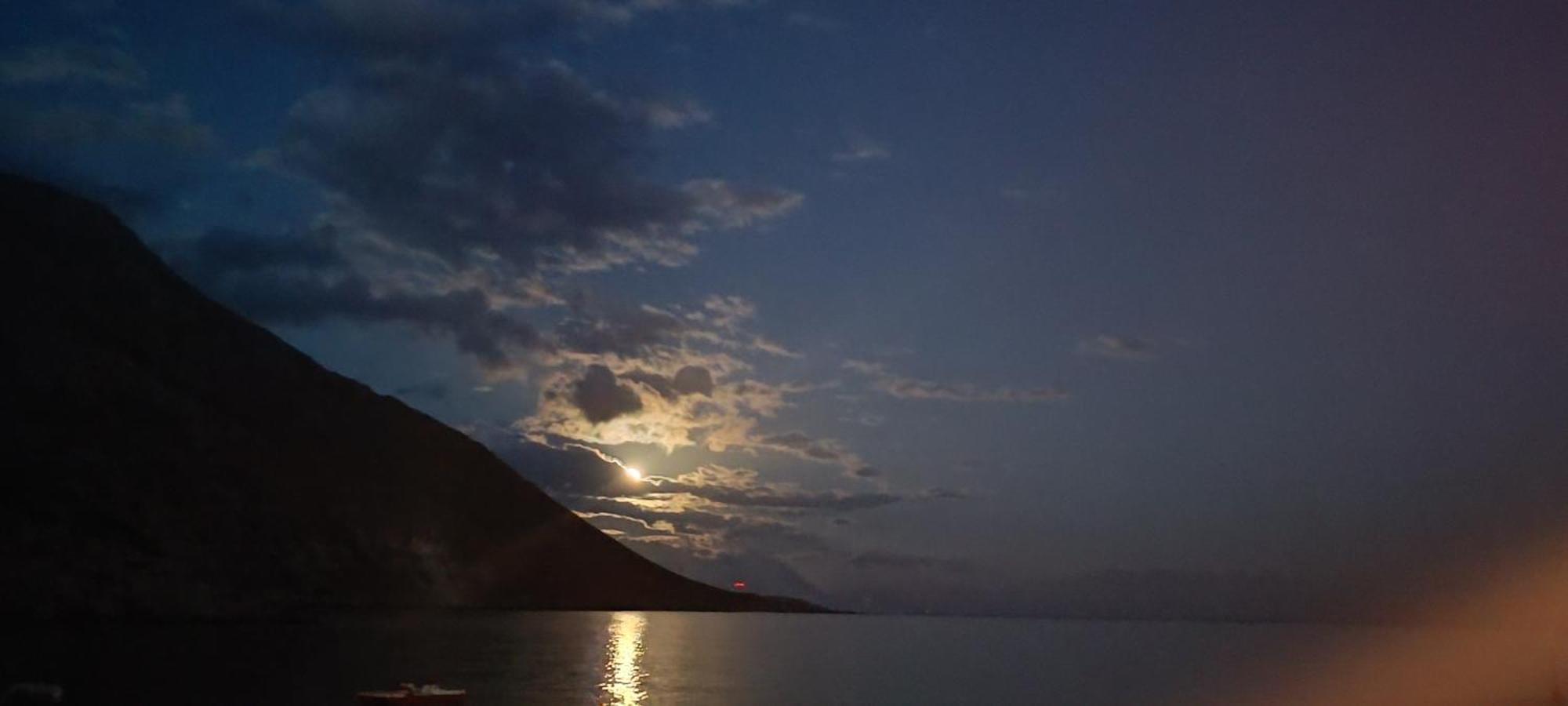 Keramos Hotel Loutro Buitenkant foto